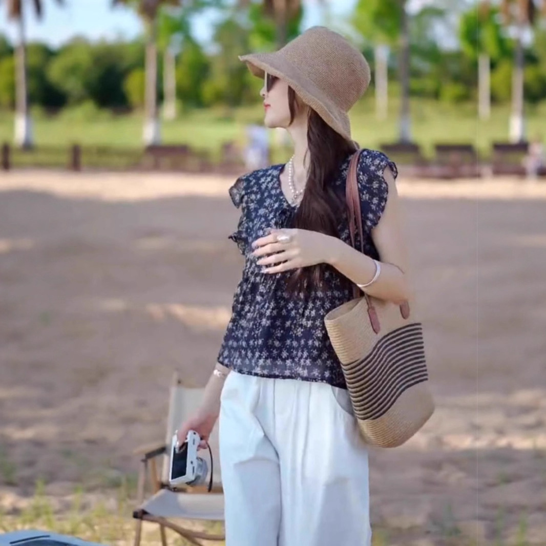 Áo hai dây nữ tay bèo họa tiết hoa nhí chất voan kiểu Pháp — Màu xanh lam nhạt