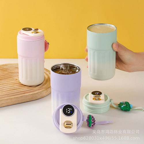 New smart temperature display thermos cup for girls 316 coffee cup accompanying student boy portable car water cup wholesale