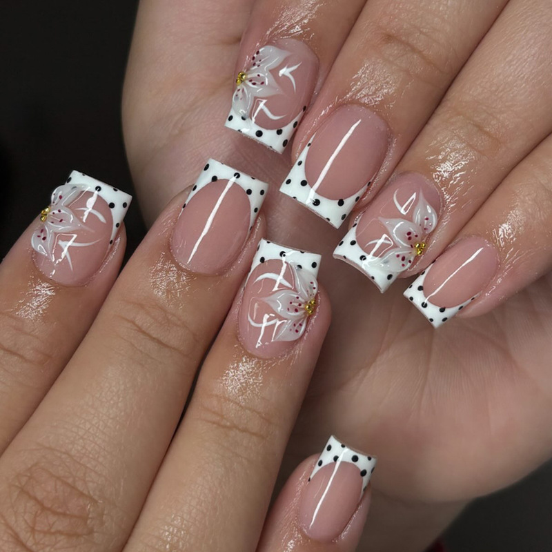 Wearable nails, medium square shape, white with polka dots, French edge, 3D resin flowers, gold steel beads embellished, fake nails Wearable nails, medium square shape, white with polka dots, French edge, 3D resin flowers, gold steel beads embellished, fake nails