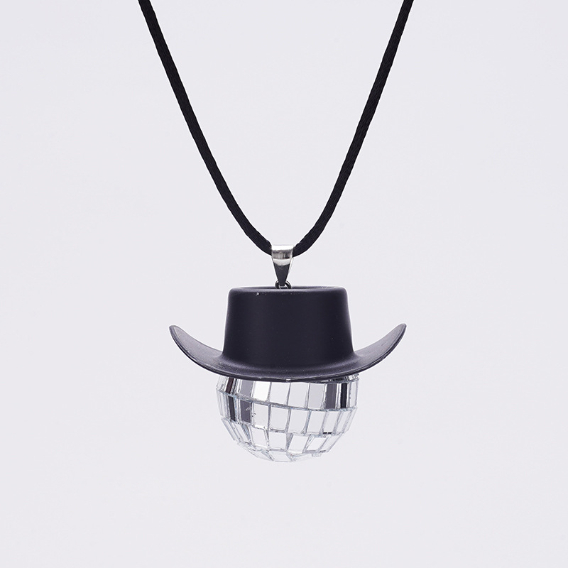 2023 Comercio exterior transfronterizo nueva bola de cristal colgante sombrero de vaquero discoteca espejo bola collar europeo y americano accesorios creativos