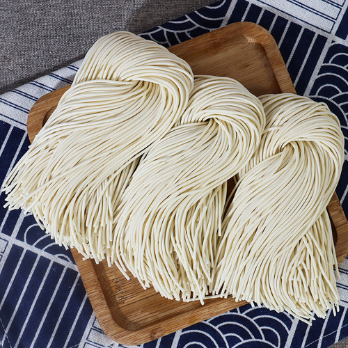 Fresh Ramen Northeast Grandma Hand-Cut Noodles, Mixed Noodles, Instant Noodles, Semi-Dry Fresh Noodles, Alkaline Boiled Noodles, Wholesale