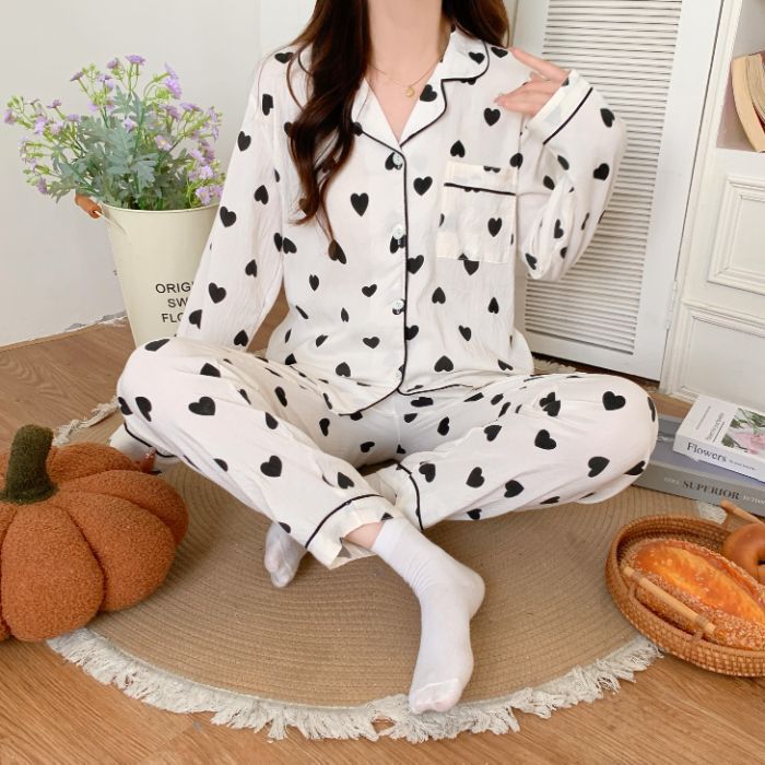 Nuevo conjunto de pijamas de algodón nublado transfronterizo de manga larga delgada primavera y otoño de mujeres lindos pantalones de dibujos animados dulces ropa para el hogar