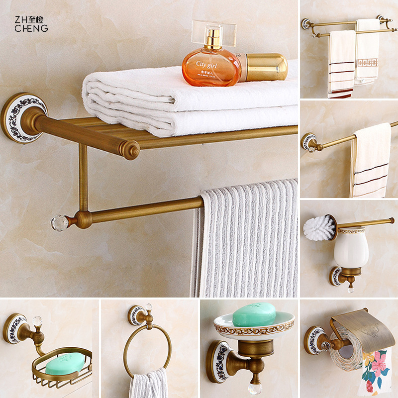 Vintage Towel Pendant Kit Blue and White Porcelain Crystal Bathroom Towel Rack Full Copper European Towel Rack Set