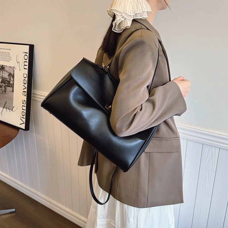 Shoulder bag, capacious one-shoulder bag, high-quality style