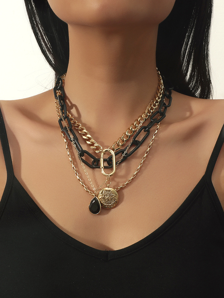 Fashion Geometric Multi-layer Chain Alloy Necklace Wholesale display picture 5
