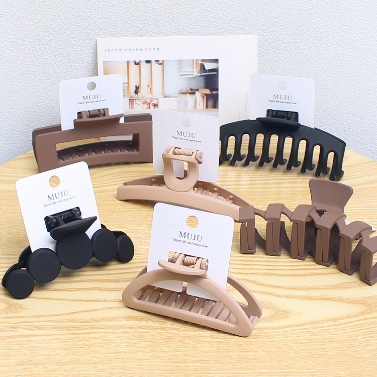 Card holder high-grade rubber paint large gripper simple brown hairpin bar code hair accessories back head shark clip Card holder high-grade rubber paint large gripper simple brown hairpin bar code hair accessories back head shark clip