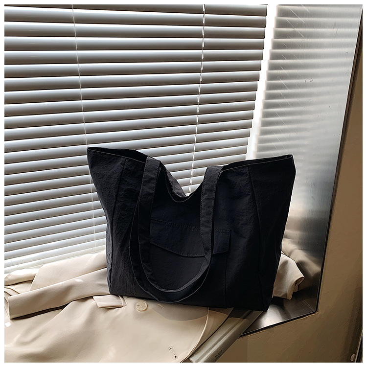 Cross-border laid-back style nylon bag for women 2025 new casual large-capacity shopping handbag, simple and lightweight single-shoulder bag undefined