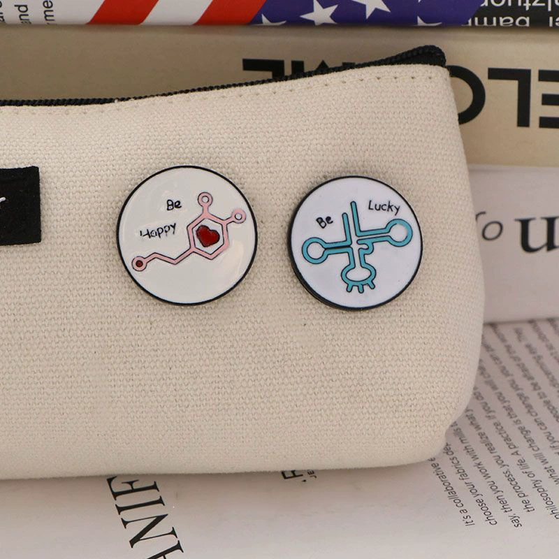 Брошь, металлическая карточка-медальон, сумка, аксессуар