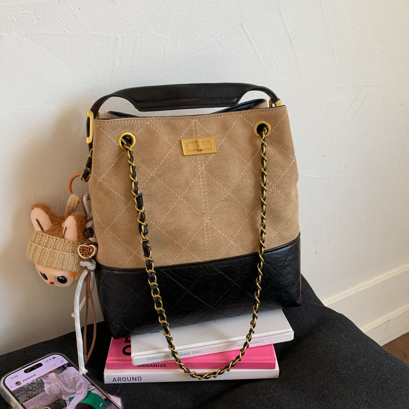 Bolsas de mujer transfronterizas, bolsas de hombro, bolsas de mano, bolsas de cadena de diamantes retro, bolsas de mochila.