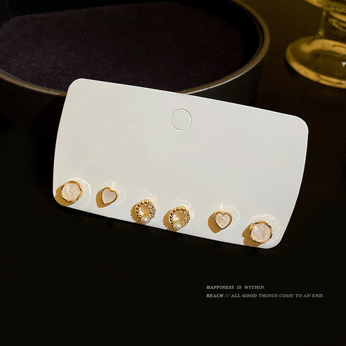 Exquisite, simple, compact love circle earring set, temperament ins style niche design earrings, internet celebrity earrings