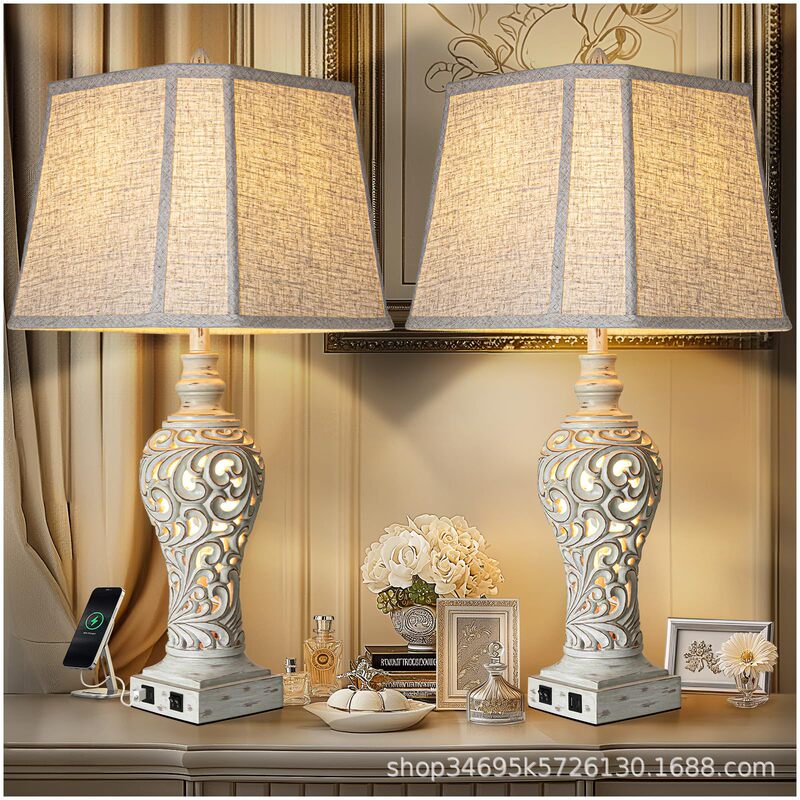 Amazon's Best-Selling Retro Table Lamp with Resin Carving Decoration and USB Port, Suitable for Bedroom, Living Room, Hotel, and as a Night Light