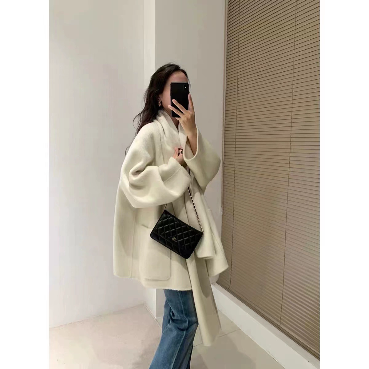 Зимняя атмосфера Fusion [шарф с карманом, короткое двустороннее шерстяное пальто]