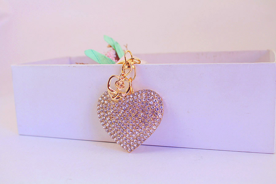Keychain Classification Cute Heart Shape Rose Zinc Alloy Enamel Plating Rhinestones Unisex Keychain
