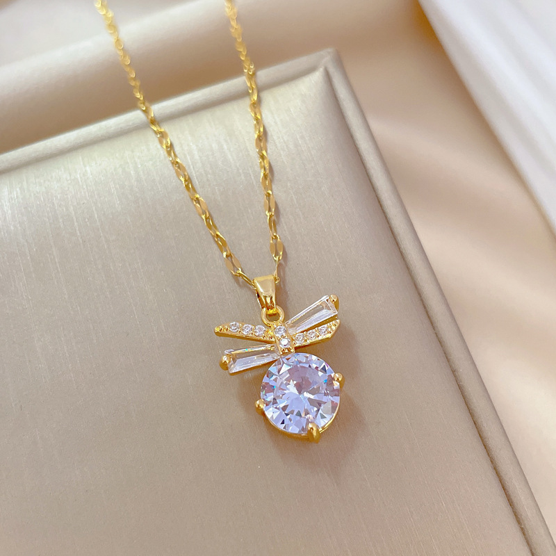 [Titaniumstaal] Vlinder Micro-inlegketting Oorbelset Lichte luxe micro-inleg Gepersonaliseerde temperamentbanket_voghion.com