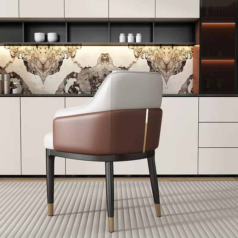 意式轻奢餐椅家用生态真皮餐桌凳子靠背现代高级感酒店简约洽谈椅