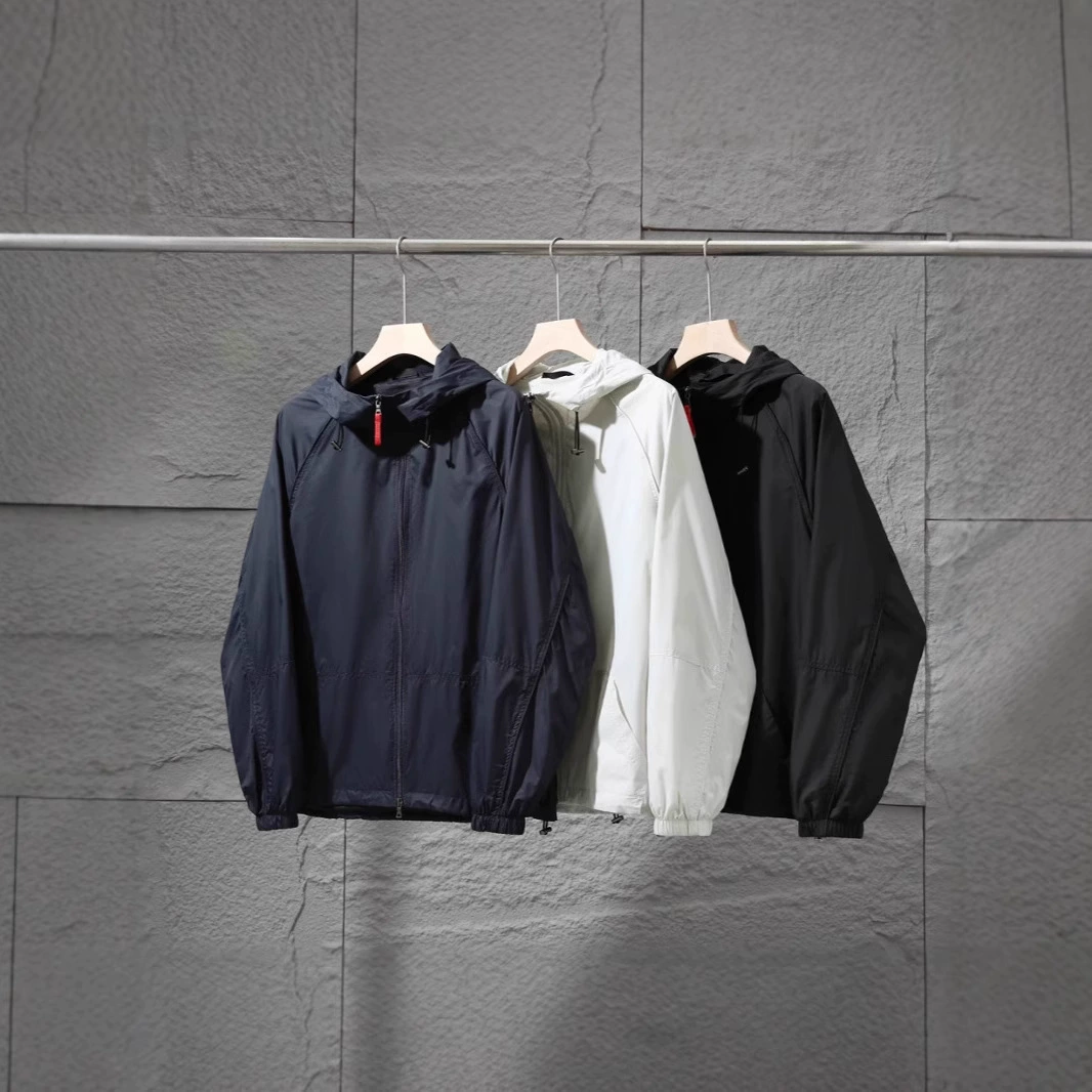 Серия городских функций ~ Легкая ветрозащитная и водонепроницаемая новая мужская наружная солнцезащитная куртка с капюшоном