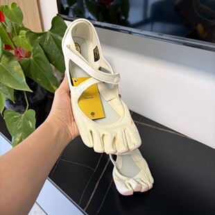 �羳Ů��V-Soul��ָЬFivefingers�٤������ܛЬ�����\�ӷ�ֺЬ