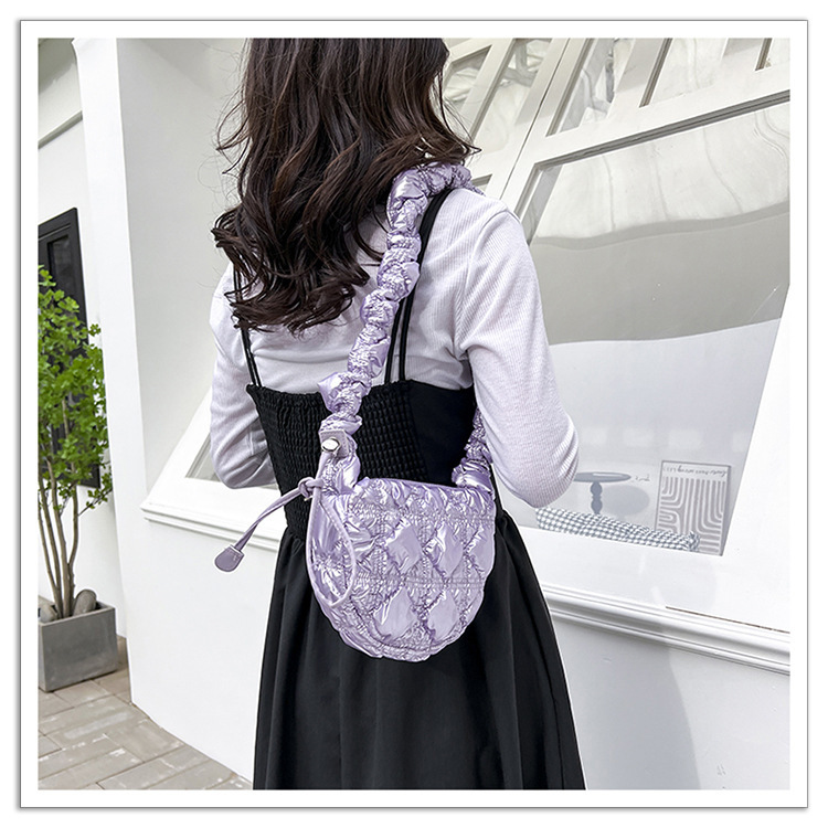 Koreaanse versie Exquise glanzende geplooide okseltas Mini Cloud Bag Niche Crossbody Bag Damestas High-end kleine tas_voghion.com