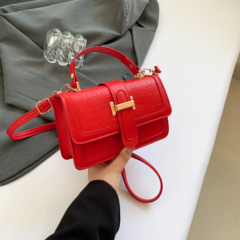 Elegante simple moda color sólido bolso 2024 principios de primavera nuevo versátil ins hombro mensajero bolsa pequeña bolsa cuadrada para las mujeres