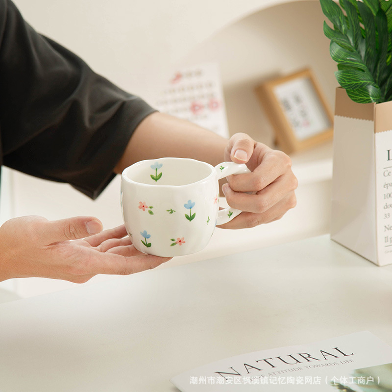 ソースメーカーの高品質手描きの青い空と白い雲のセラミックコーヒーカップとソーサー手作りのアフタヌーンティーカップとソーサーのお土産|undefined