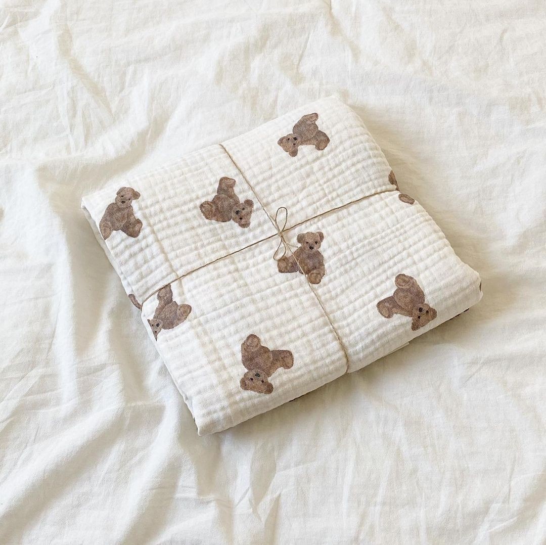 Nordic Style Love Bear Print Double Cotton Yarn Blanket Baby Pure Cotton Blanket Children's Lunch Break Blanket