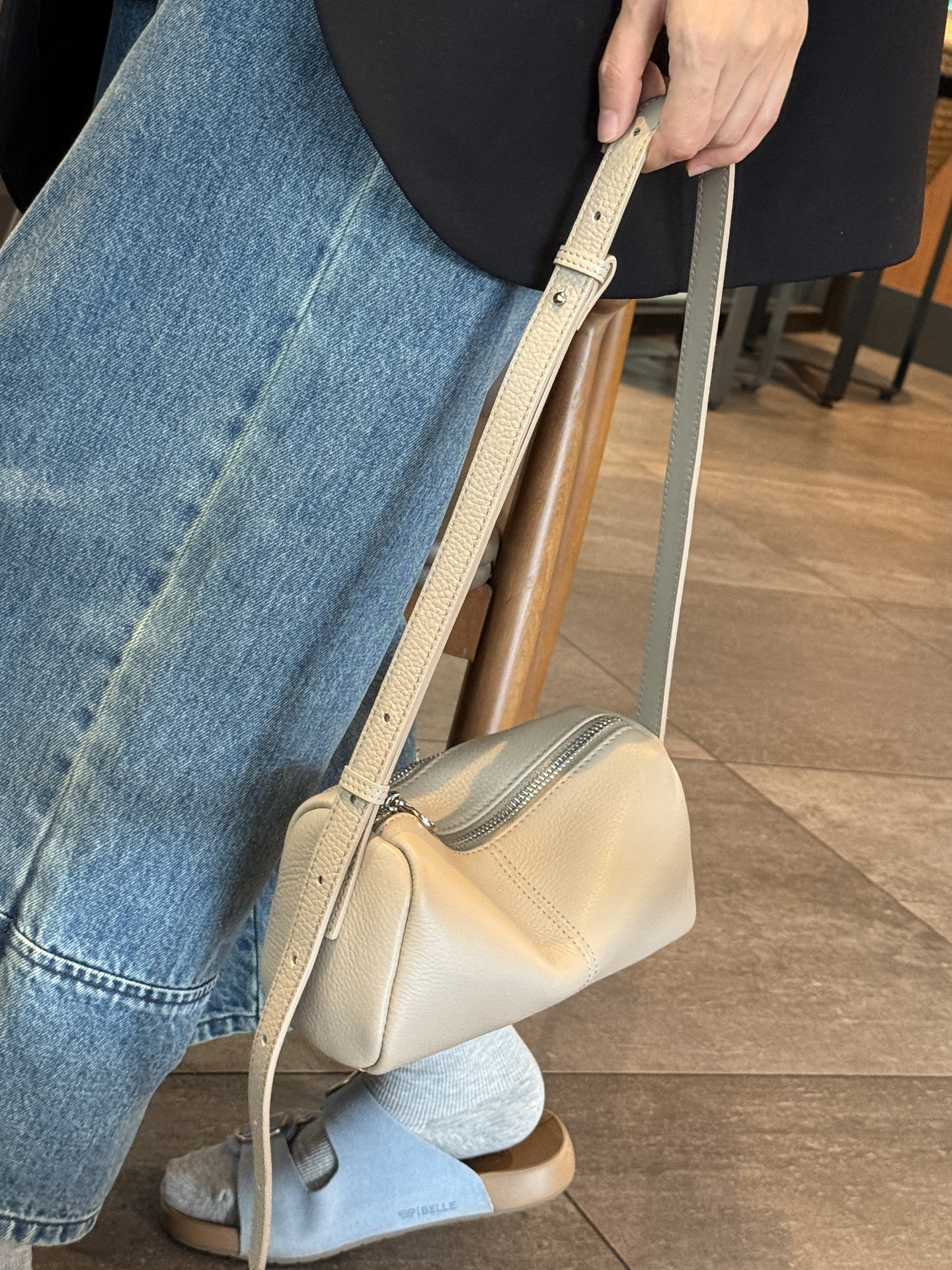 2025 Women's Toast Bag Genuine Leather White Small Shoulder Bag Commuter Underarm Bag Crossbody Pillow Bag Pure Cowhide - Thumbnail 6