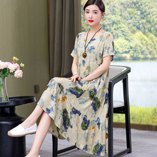 新款棉绸连衣裙女夏季大码时尚年轻款妈妈气质碎花人造棉沙滩裙子