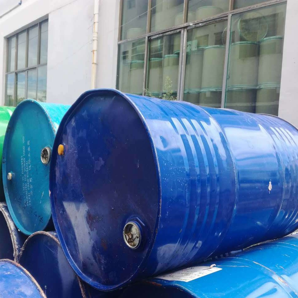低价出售200L二手铁桶、化工桶，常年有货