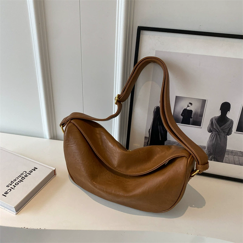 Плечевая сумка one-shoulder, демисезонная, маленькая, 26 × 11 × 14 см, премиальный дизайн
