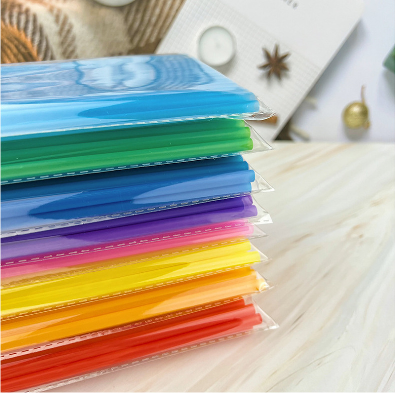 En stock suministro desechable de plástico color paja kindergarten los niños hecho a mano DIY tubo colorido tubo recto 100 unidades