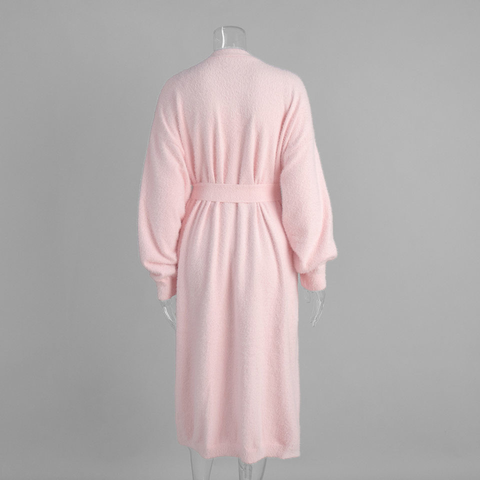 Áo cardigan len lông mềm dáng dài rộng cổ chữ V tay dài — hồng, màu xám, quần kaki chi tiết 11