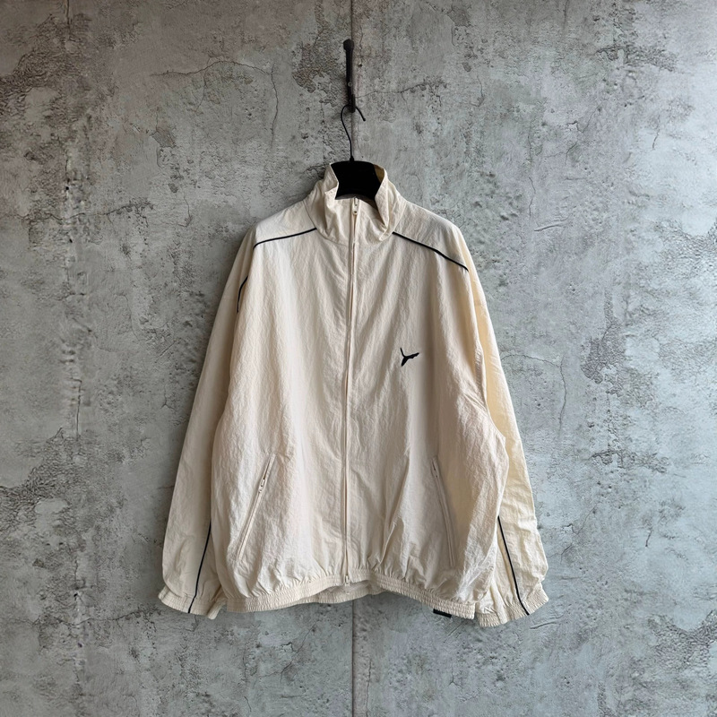 High-Quality, In-Stock Bl Brand New Cream-Colored Jacket with Front and Back Embroidery, Loose Fit, Unisex
