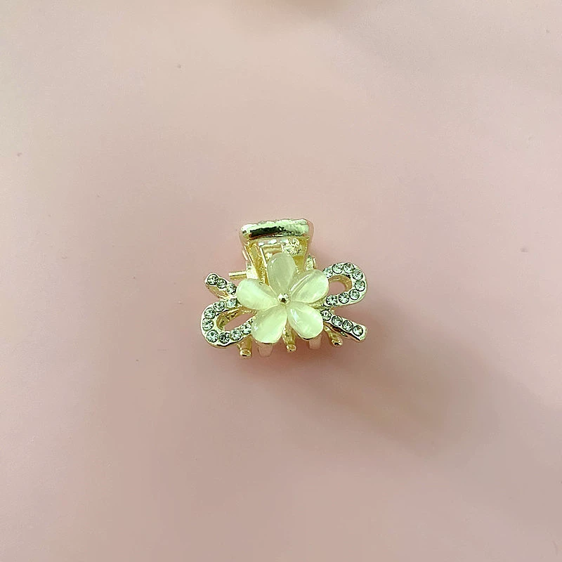 Metal crab pin, hairgrip, Korean bangs, cat's eye