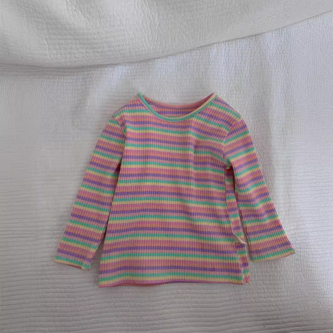 Ropa de salida para bebés, ropa de primavera, blusa de manga larga, ropa infantil, versión coreana, ropa infantil de primavera, blusa de fondo a rayas para niñas de primavera