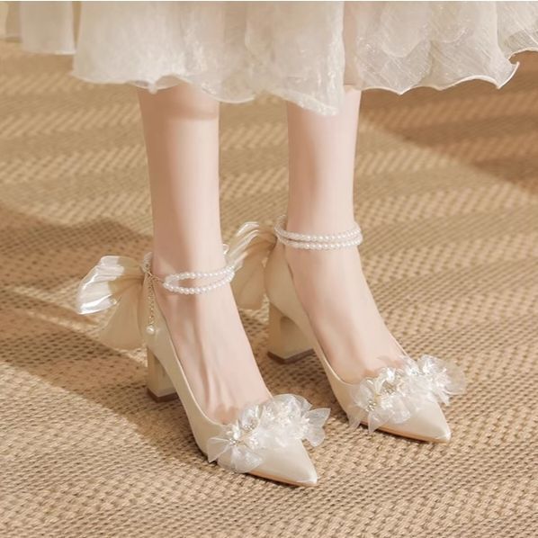 French White High Heels Women's Thick Heels 2025 New Bride with Skirt Wedding Dress Wedding Shoes Bridesmaid Shoes Can Be Worn Daily