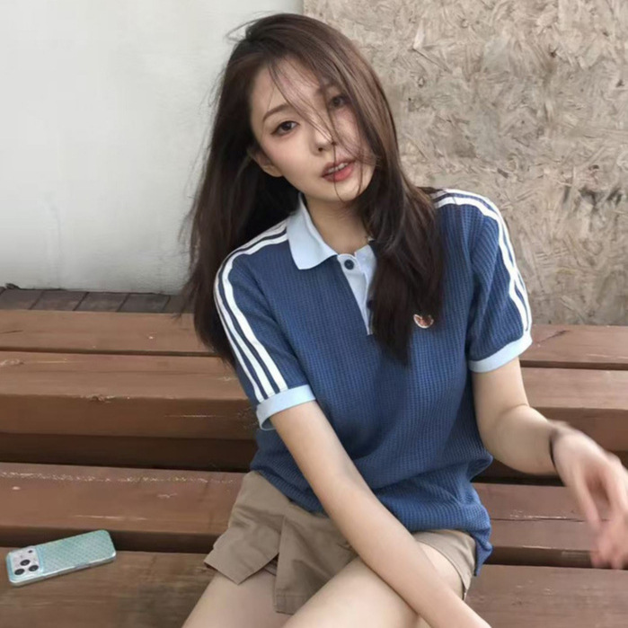 Cross-border retro polo shirt, color-blocked short-sleeved t-shirt, women's summer new design, color-blocked slimming top, trendy.