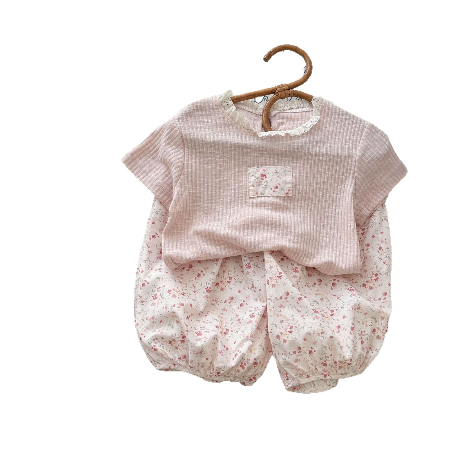 ライムの女の子のスーツの夏服の新型の洋気の赤ちゃんの半袖のtシャツの子供のズボンの夏の薄いタイプの赤ちゃんの服