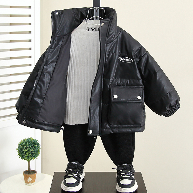 6872 chaqueta de plumón para niños invierno 2024 nuevo estilo estilo occidental bebé tres pruebas desechables terciopelo de pato blanco chaqueta de cuero gruesa para niños