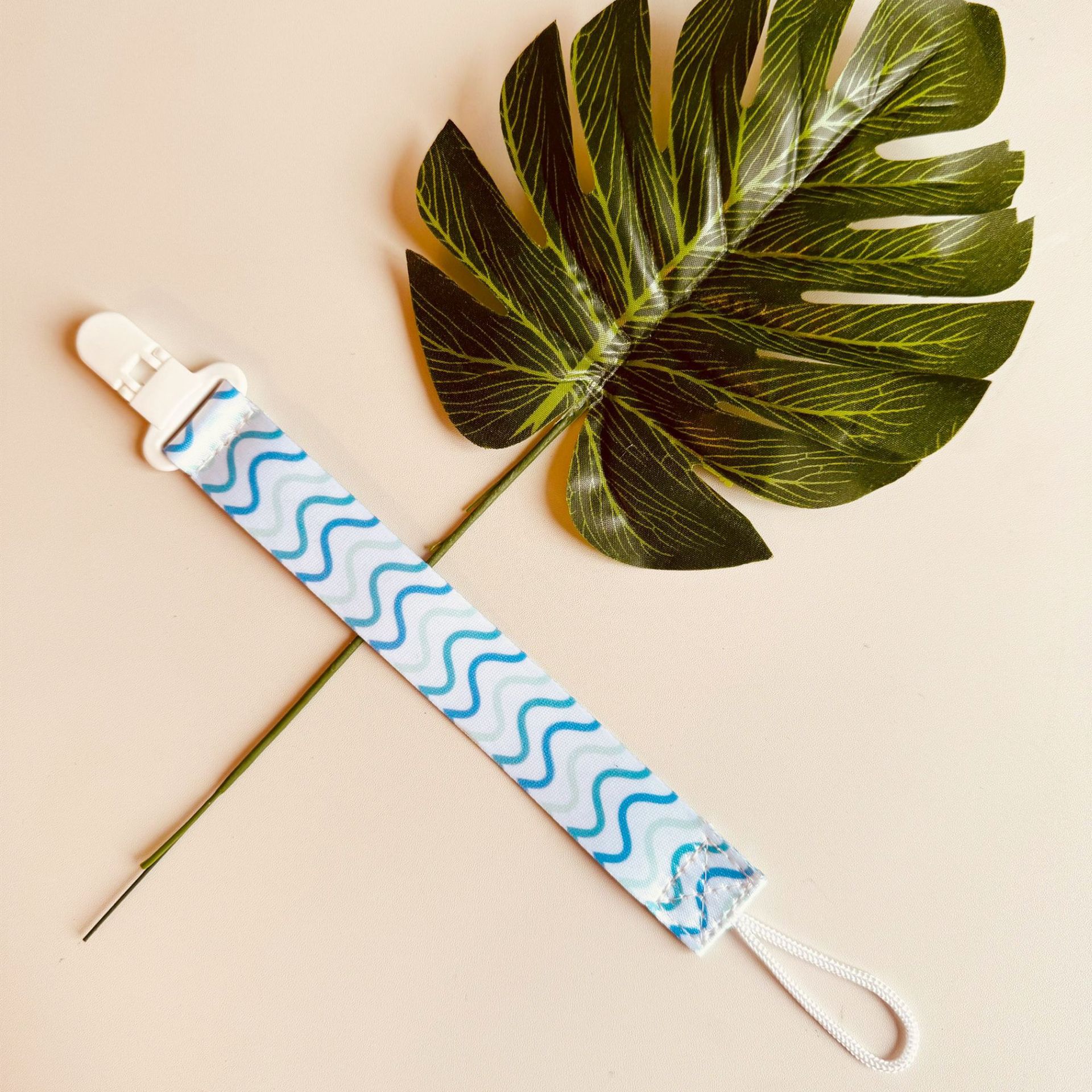 27 rayas anticaída de poliéster.