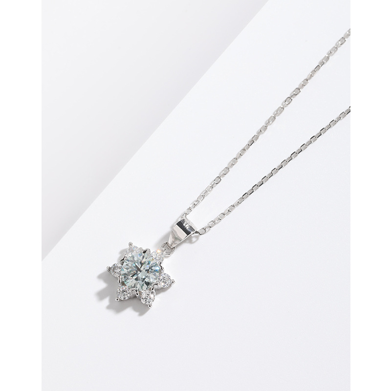 925 plata esterlina moissanite collar mujeres luz lujo nicho copo de nieve diamante colgante clavícula cadena todo partido regalo del Día de San Valentín