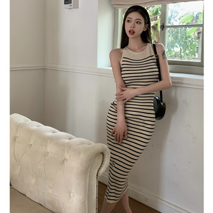 ��ζ���×l�y�o��ᘿ��B��ȹŮ�ļ��¿��_��¶�������@���Ը��Lȹ