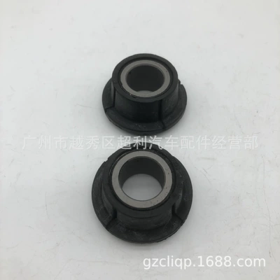 LJ70 RJ70 arxa dartma çubuğu üçün 90389-20001 rezin