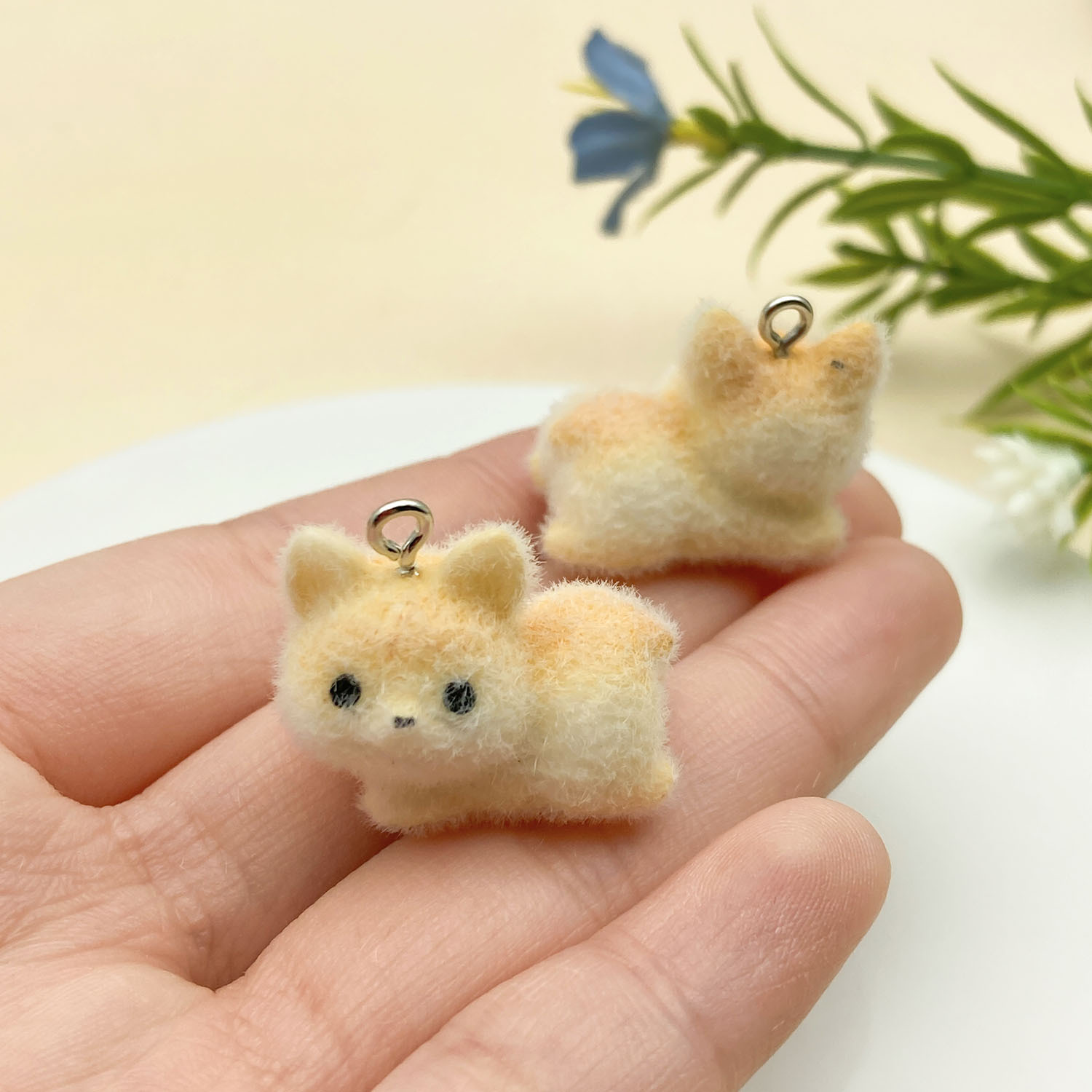 23137-1 밝은 갈색 노란색 수지 무리를 짓는 동물 누워있는 강아지 24x20mm-3.5g
