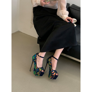 2026�¿�  �ļ�T̨���{ɫ���� ��Ƭ��ˮ̨�߸�Ь  ˮ̨17����