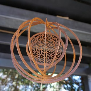 Cross-Border Hot-Selling New Product Creative Metal Wind Chime Three-Dimensional Foldable Outdoor Decorative Pendant Retro Rusty Round Flower