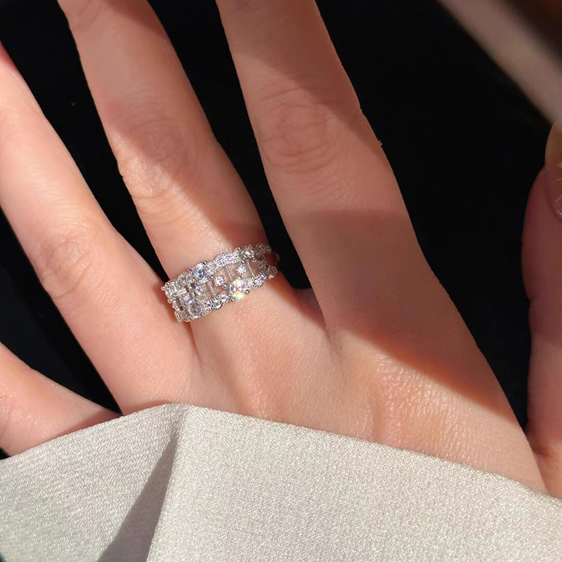 Anello aperto regolabile versatile alla moda, con pizzo stellato leggero per donna, anello per indice di personalità di nicchia_voghion.com
