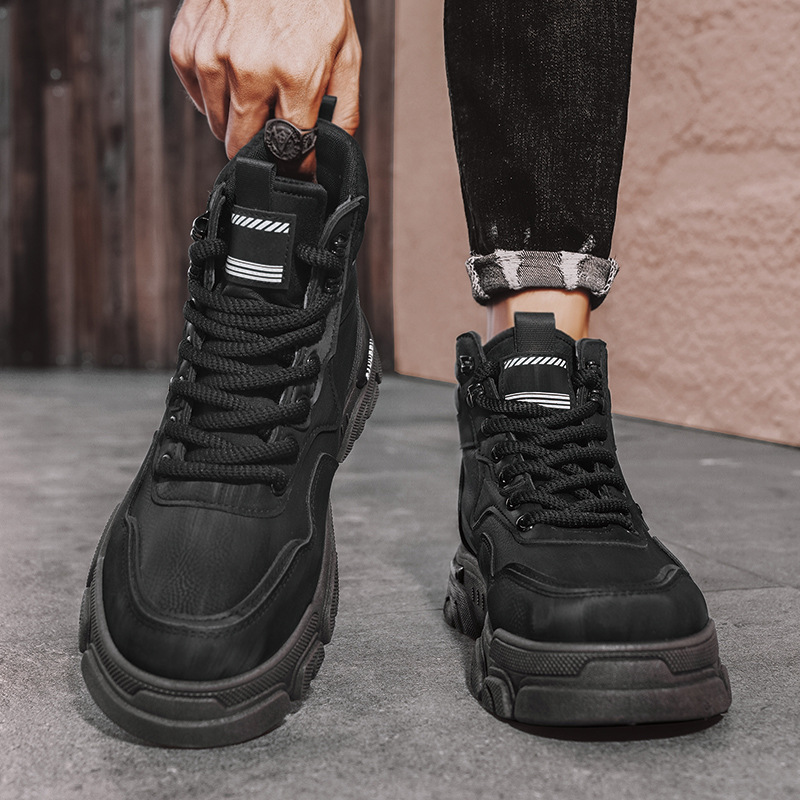 Otoño e invierno de cuero para hombres nuevas botas de ruibarbo moda retro suela gruesa aumento deportes al aire libre locomotoras botas Martin botas para hombres