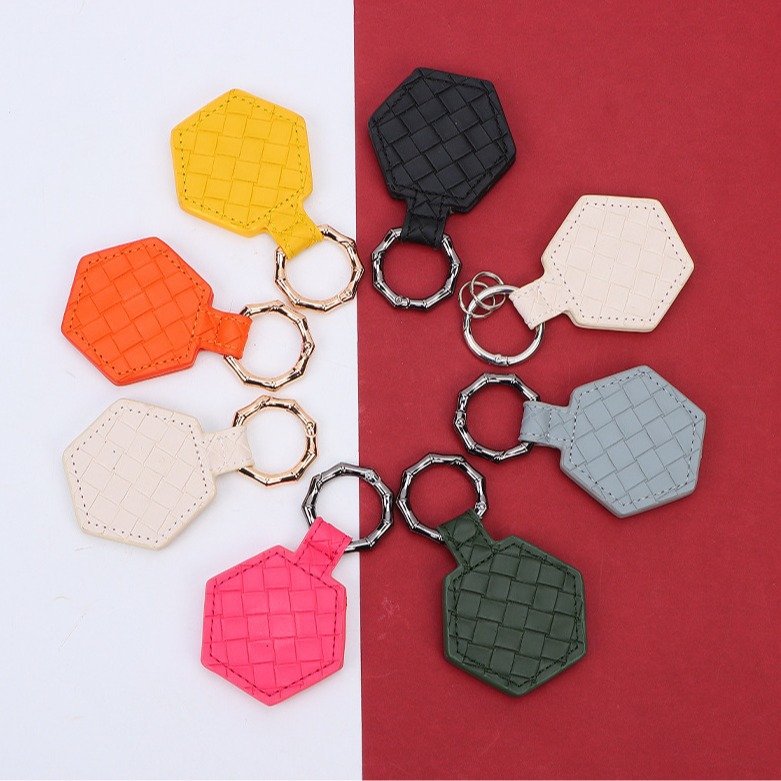 New Travel PU Leather Hat Clip Leather Hat Clip Magnetic Hat Clip Outdoor Camping Leather Keychain Grass Hat Clip
