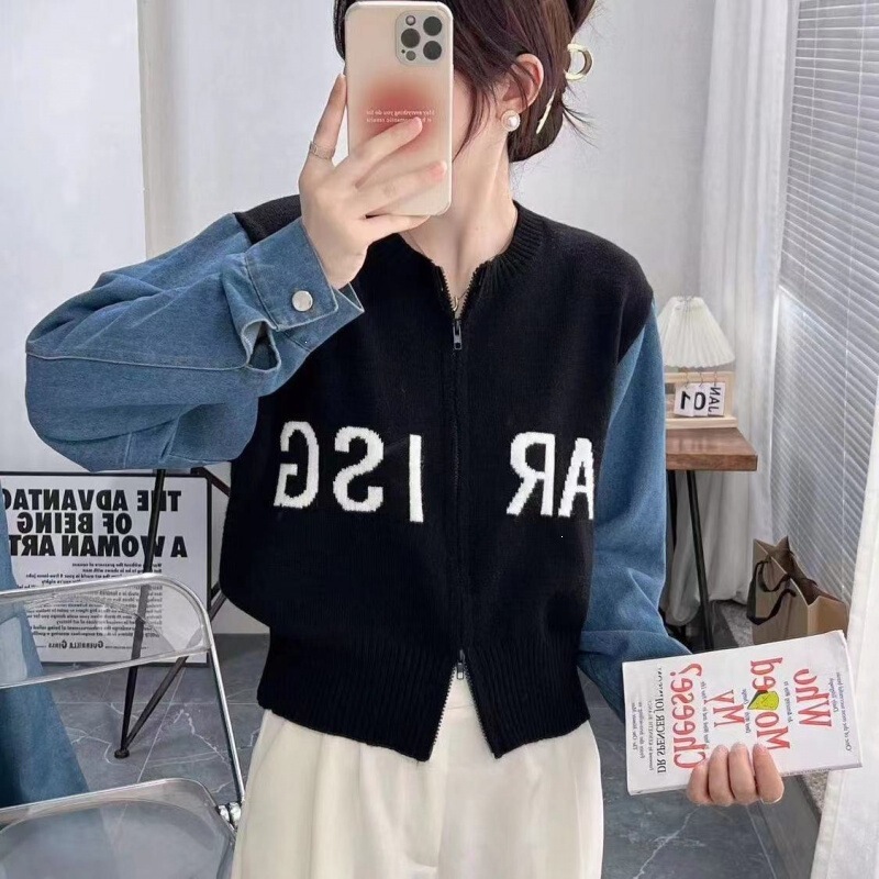 2026 New Fashionable Versatile Double-Zipper Slim-Fit Short Sweater with Denim Patchwork Sleeves and Contrasting Colors for Outerwear