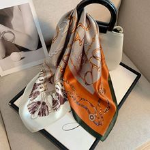 贵族马蹄扣印花真丝方巾女优雅大气100%桑蚕丝丝巾女百搭真丝丝巾